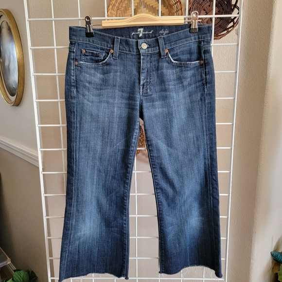 7 FOR ALL MANKIND DOJO CUT OFF INTO CROP JEANS SZ 28 CUTE - Picture 10 of 11